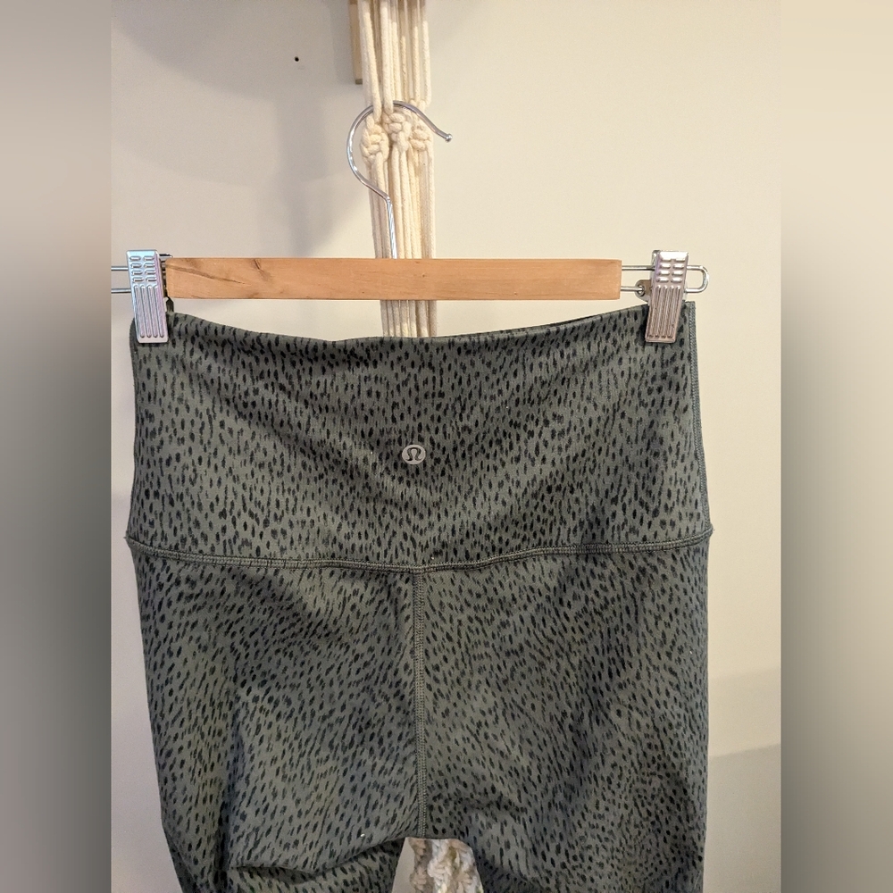 Lululemon leggings